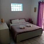 Hostel Votsalon House Καταστάρι