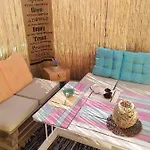 Votsalon House Hostel Καταστάρι
