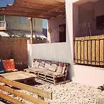 Votsalon House Hostel