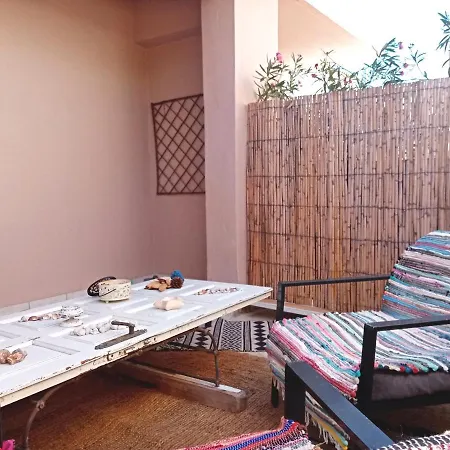 Votsalon House بيت شباب Katastárion