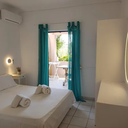 Votsalon House بيت شباب Katastárion