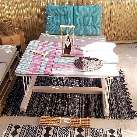 بيت شباب Votsalon House Katastárion