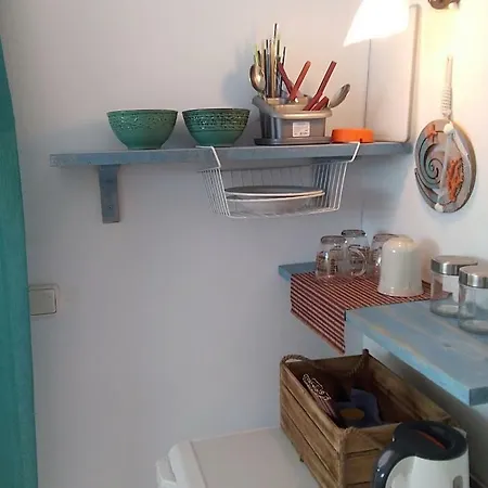 بيت شباب Votsalon House Katastárion