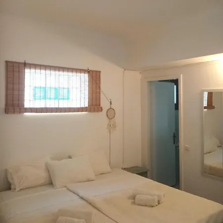 Vandrarhem Votsalon House Katastárion