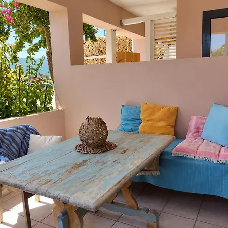 Votsalon House - 30 Meters From Alykes