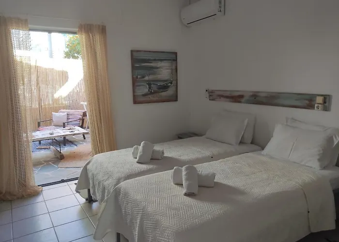 Votsalon House