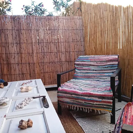 Votsalon House Hostel *