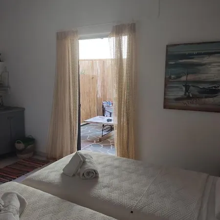 Votsalon House