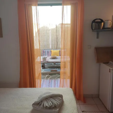 Votsalon House - 30 Meters From Alykes Katastarion