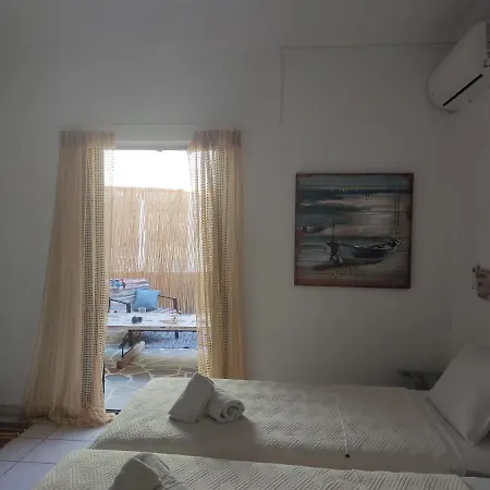 Votsalon House Хостел