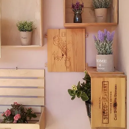 Votsalon House Хостел Katastarion