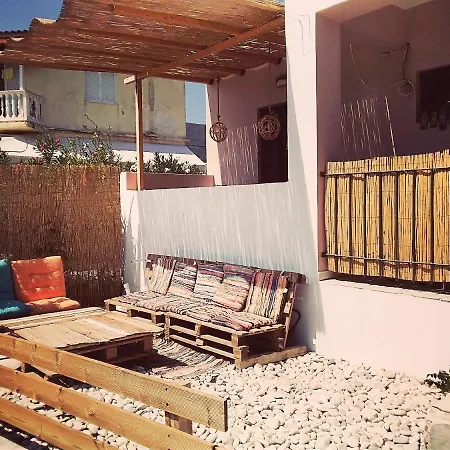 Votsalon House - 30 Meters From Alykes Hostel